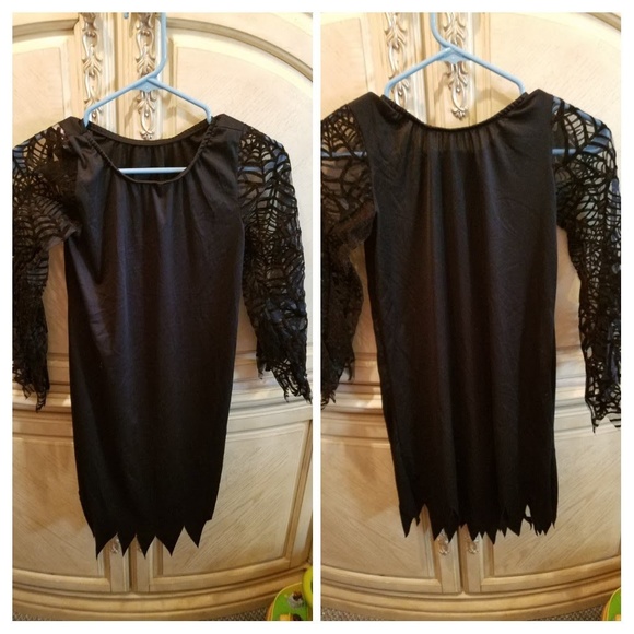 Unknown Other - Tween Spiderweb Robe - Halloween  (SOLD)